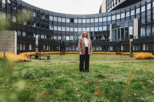 Lena Zingsheim-Zobel im Landtag Düsseldorf-Mood